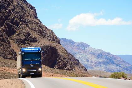 La Red Comercial de Mercedes-Benz Camiones y Buses cuenta con 45 puntos de atención y talleres en todo el país.