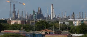 La Asamblea de Venezuela le abre la puerta a la inversión extranjera en la industria petrolera