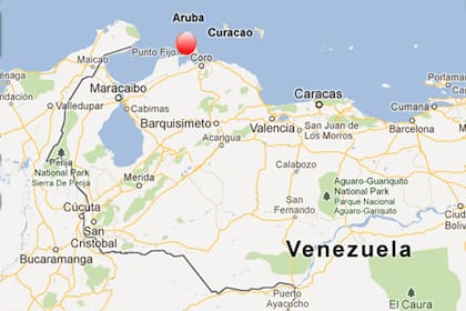 La refinería de Amuay es la más grande de Venezuela y se encuentra al noroeste del país; procesa unos 645.000 barriles de crudo por día