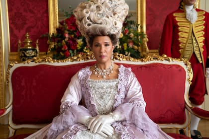La Reina Charlotte muestra en sus acciones la dualidad típica de las personas de Géminis