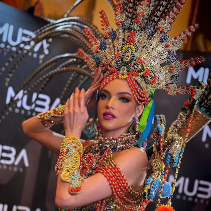 La reina de belleza le hace frente a los estigmas y ratifica su uso de peluca como un acto de resiliencia