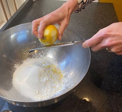 La reina detalló todos los ingredientes y mostró el paso a paso de la preparación (Foto: Instagram @koninklijkhuis)