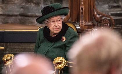 La reina Isabel II de Gran Bretaña asiste a un servicio de acción de gracias por la vida del príncipe Felipe, duque de Edimburgo, en la Abadía de Westminster en Londres, el martes 29 de marzo de 2022