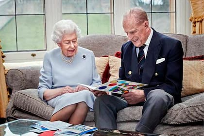 La reina Isabell y el duque Felipe de Edimburgo