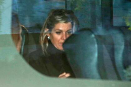 La reina Máxima al salir del cementerio