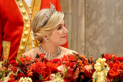 La reina Máxima lució la tiara Mellario, confeccionada en 1888 (Foto: Instagram @koninklijkhuis)