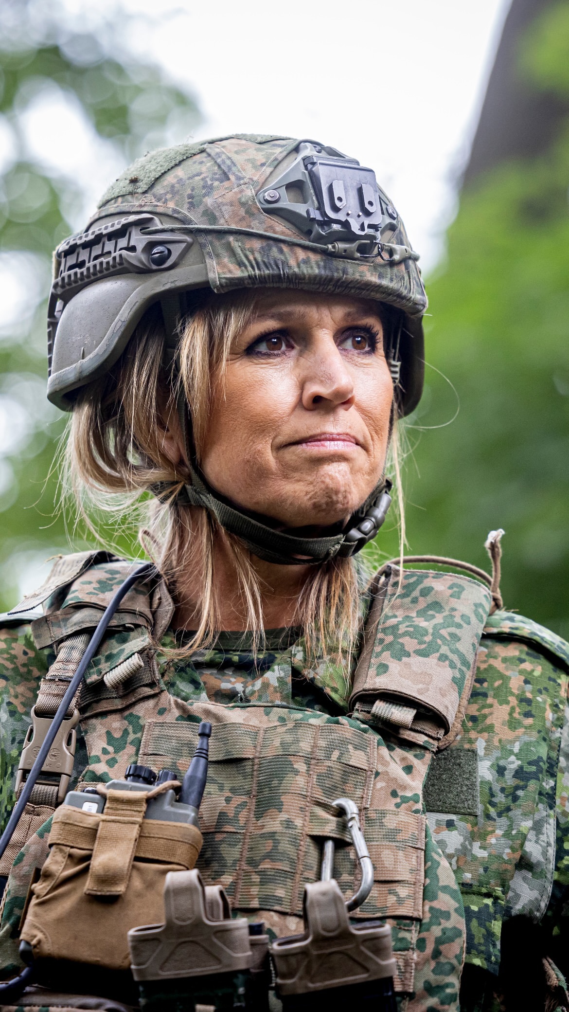 La reina Máxima se calzó el equipo protector para participar de la actividad (Foto: Instagram @patrickvkatwijk)