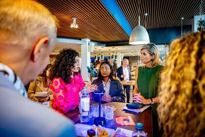 La reina participó de una actividad bajo su rol de presidenta honoraria de la fundación Mind Us (Foto: Instagram @ons.mindus)