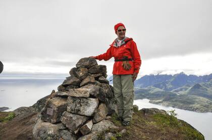 La reina Sonia de Noruega, madrina del nuevo camino a la cima de Keiservarden.