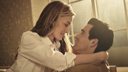 La relación apasionada y turbulenta de la pareja se retrata en una nueva serie de televisión