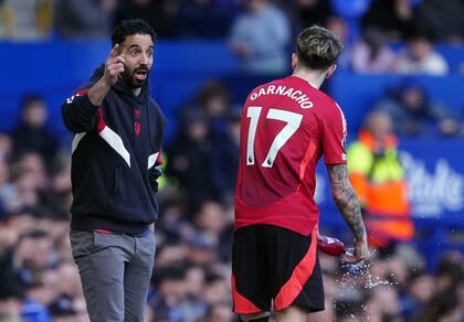 La relación entre Amorim y Garnacho se resquebrajó tras la final de la Europa League
