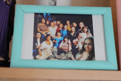 La relación entre Astorga y el colectivo trans de Neuquén comenzó por casualidad hace casi dos décadas, cuando una mujer tocó la puerta de una parroquia