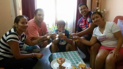 La relación entre la maestra y el alumno trascendió el ámbito educativo