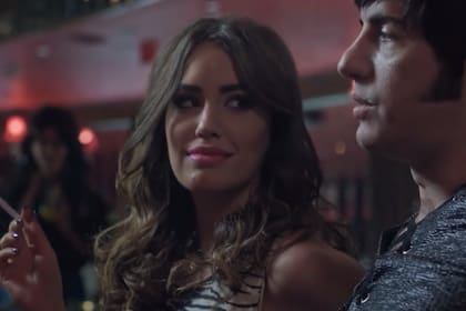 La relación entre Sandro y Reyna fue breve pero intensa. Cuando ella consideró que estaba en un segundo plano, no dudó en separarse del cantante.