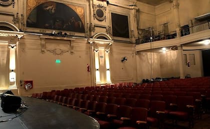 La remozada platea del Ludé (antes Santa María)