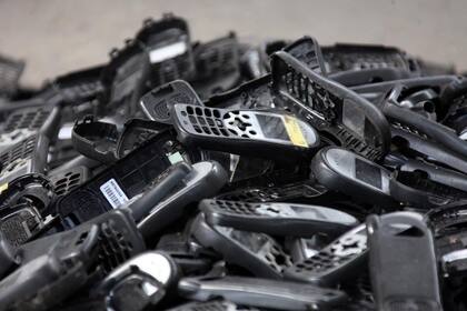 La renovación de computadoras y celulares genera un ritmo de residuos electrónicos que muchas veces se pueden recuperar mediante acciones que lideran diversas ONG