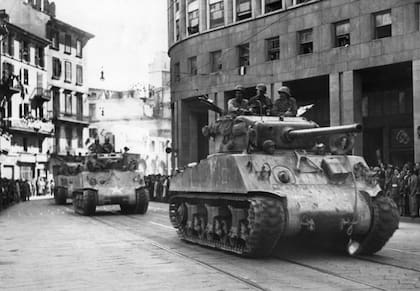 La República Social Italiana de Mussolini no pudo contener el avance de las tropas aliadas y la derrota del Eje en la guerra