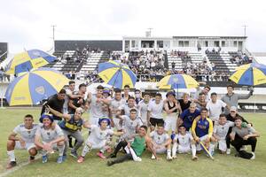 La reserva de Boca Juniors se consagró campeón de la Liga frente a Arsenal.