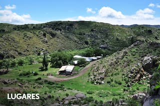 Una cálida posada de campo rodeada de arroyos cristalinos para desconectarse y avistar cóndores de cerca