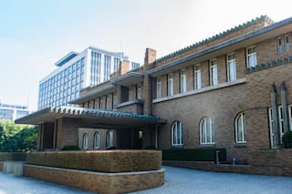 Masacres, apariciones y un exorcismo: la historia oculta de la residencia que ahora habita la primera ministra de Japón