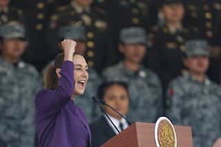 Sheinbaum celebra: el fallo de US$2100 millones por el uso de taximetros en México