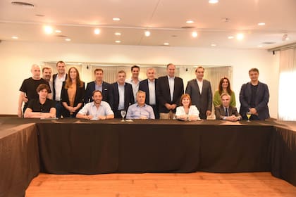 La reunión de la mesa nacional de JxC tras el triunfo electoral