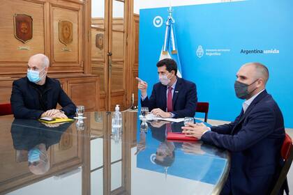 La reunión del ministro del interior, Eduardo "Wado" de Pedro, con Horacio Rodríguez Larreta y Martín Guzmán
