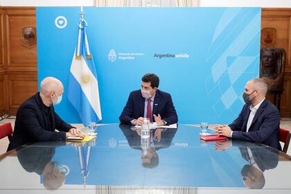 La reunión del ministro del interior, Eduardo "Wado" de Pedro, con Horacio Rodríguez Larreta y Martín Guzmán