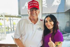 La reunión entre Trump y Laura Loomer, una figura extremista sin experiencia institucional, habría disparado los despidos
