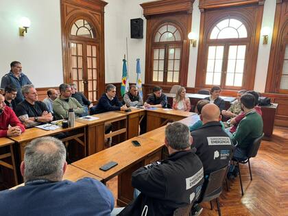 La reunión se realizó en la intendencia de 9 de Julio