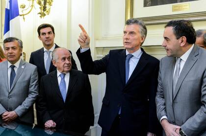 La reunión sería a principios de la semana que viene, entre el lunes y el martes