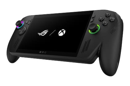La ROG Xbox Ally X tiene una pantalla de 7 pulgadas con resolución Full HD y tasa de refresco a 120 Hz