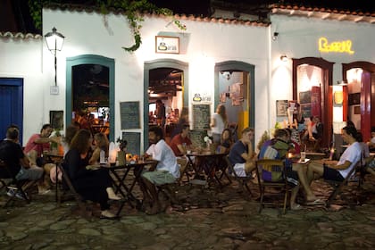 La Rua do Comércio, donde se concentra buena parte de la movida nocturna.