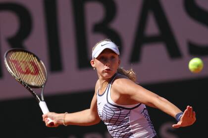 La rusa Mirra Andreeva, de 16 años, venció a la estadounidense Alison Riske en la primera ronda de Roland Garros 