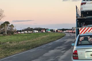 Bronca entre los productores por el catastrófico estado de un camino alternativo tras el colapso de la ruta 9