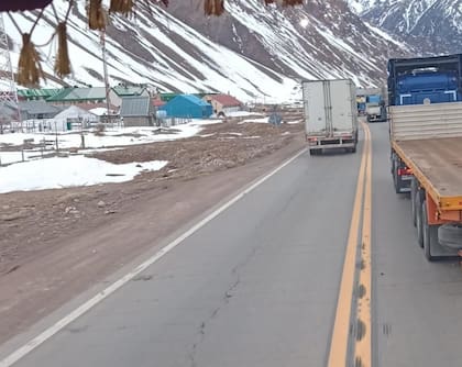 La ruta a Chile, en Mendoza, está despejada de nieve