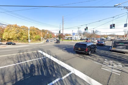 La Ruta Estatal 25 será ampliada para reducir embotellamientos y maniobras peligrosas en el cruce con Broadway Greenlawn y Dix Hills Road