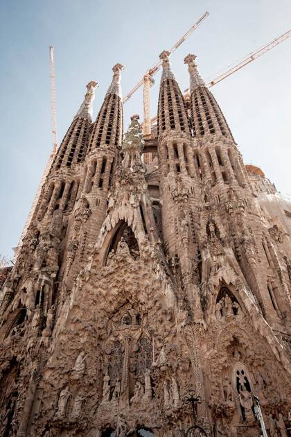 La Sagrada Familia, obra emblemática del modernismo catalán