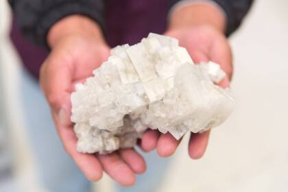 La sal del salar se usa para condimentar, pero también para la construcción, entre otras cosas.