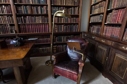 La Sala del Tesoro alberga el libro más antiguo de la biblioteca, el "Salterio" de Agostino Giustiniani, publicado en 1516