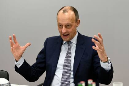 La salida anunciada de Annegret Kramp-Karrenbauer deja el camino libre a Friedrich Merz