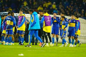 La salida resignada de Boca, después de un empate con Fortaleza en la Bombonera
