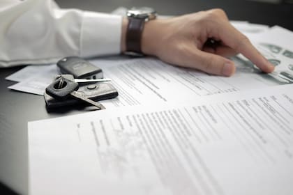 La SB 1380 también afectaría a los migrantes irregulares de Florida en la relación con los seguros luego de un accidente