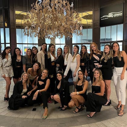 "La Scalot", el grupo que formaron las mujeres de "La Scaloneta" (Foto: Instagram @linda.raff)