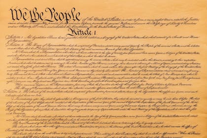 La sección 3 de la 14ª Enmienda de la Constitución de Estados Unidos prevé los supuestos para descalificar a un candidato presidencial