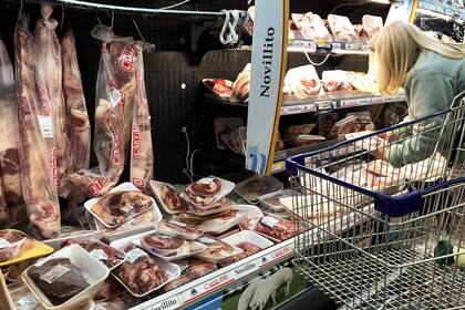 La secretaría de Comercio le pidió a los supermercados que reforzarán sus ofertas durante el fin de semana, especialmente en el caso de la carne