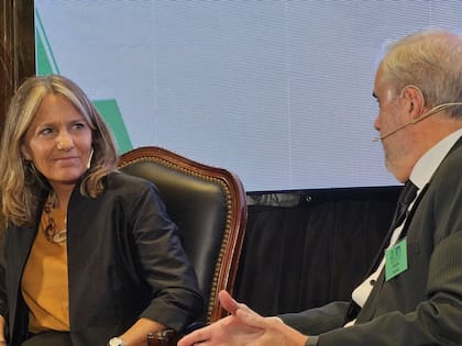 La secretaria de Energía, María Tettamanti, entrevistada por Daniel Núñez, gerente de Operaciones de Megsa