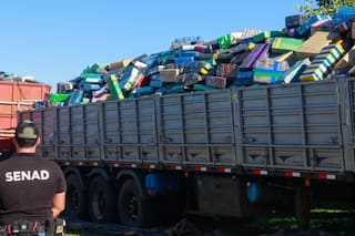 Qué se sabe del convoy de 19 vehículos que trasladaban 88 toneladas de drogas y pudo ser frenado con un tiroteo