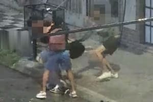 Violento asalto en la madrugada: redujeron a un hombre en la calle, lo golpearon y huyeron con su celular