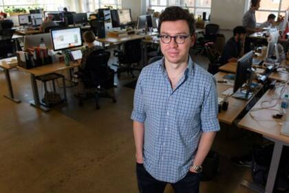 Luis von Ahn es el cofundador y director ejecutivo de la aplicación Duolingo. Desde Guatemala se fue a vivir a Estados Unidos en 1996